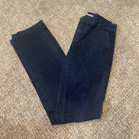 Tommy Hilfiger Flared Trouser Jeans - Picture 6 of 11